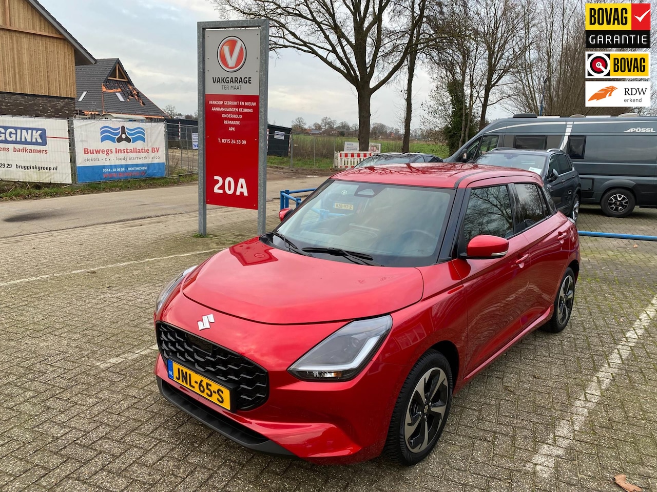 Suzuki Swift - 1.2 Style Smart Hybrid | Keyless | Cruise Control | Stoelverwarming | All Season banden - AutoWereld.nl