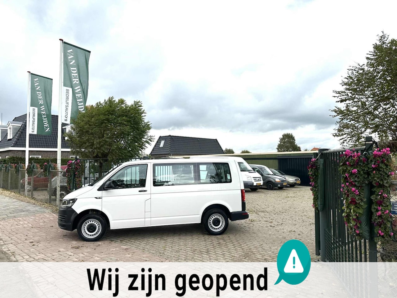 Volkswagen Transporter Kombi - 2.0 TDI L1H1 3 + 3 + 3 EURO 6 - AutoWereld.nl
