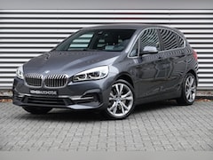 BMW 2-serie Active Tourer - 225xe iPerformance High Executive | Harman & Kardon | Leder | HUD | Camera | Navi | DAB |