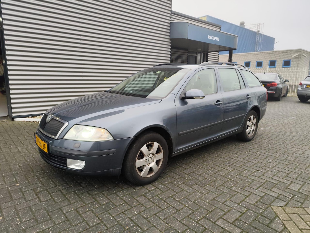 Skoda Octavia Combi - 1.6 Elegance 1.6 Elegance - AutoWereld.nl