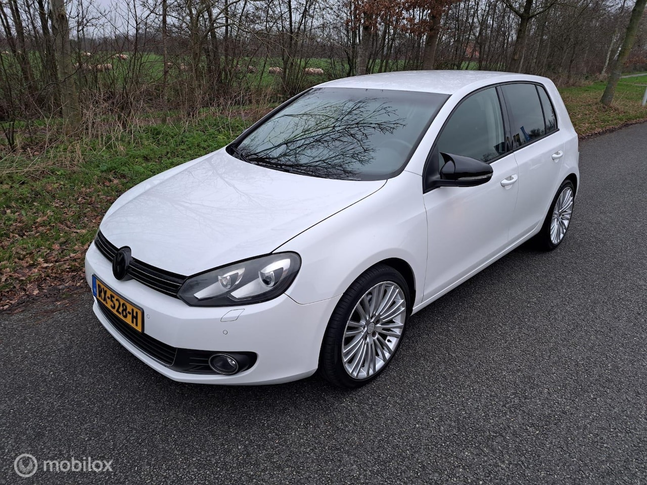 Volkswagen Golf - 1.4 TSI Highline # Met Nieuwe APK! - AutoWereld.nl