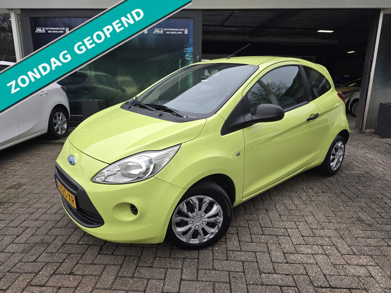 Ford Ka - 1.2 Trend | 12 MND GARANTIE | NIEUWE APK | STUURBEKRACHTIGING | - AutoWereld.nl