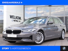 BMW 5-serie Touring - 530e High Executive Automaat / Panoramadak / Achteruitrijcamera / Comfortstoelen / Stoelve