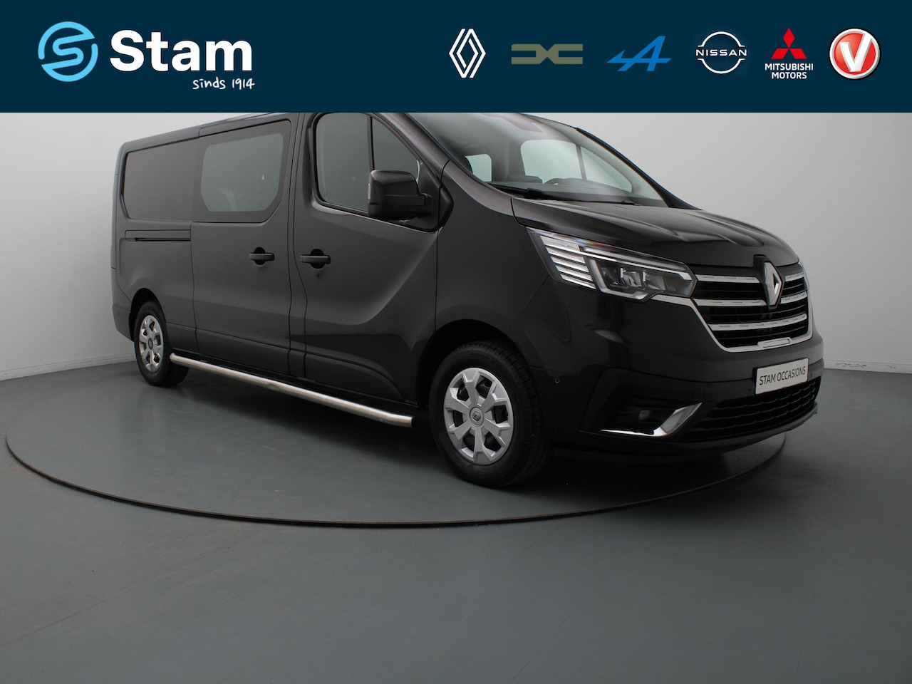 Renault Trafic - 2.0 dCi 130 T29 L2H1 DC Work Edition Camera | Cruise | Navi | Parkeersens. v+a | Trekhaak - AutoWereld.nl