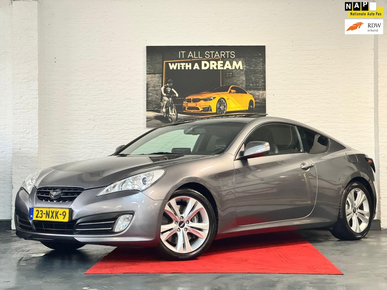 Hyundai Genesis - 380 GT|300+PK|V6|AUT|SCHUIFDAK|NAVI|LEDER|STOELVERW| - AutoWereld.nl