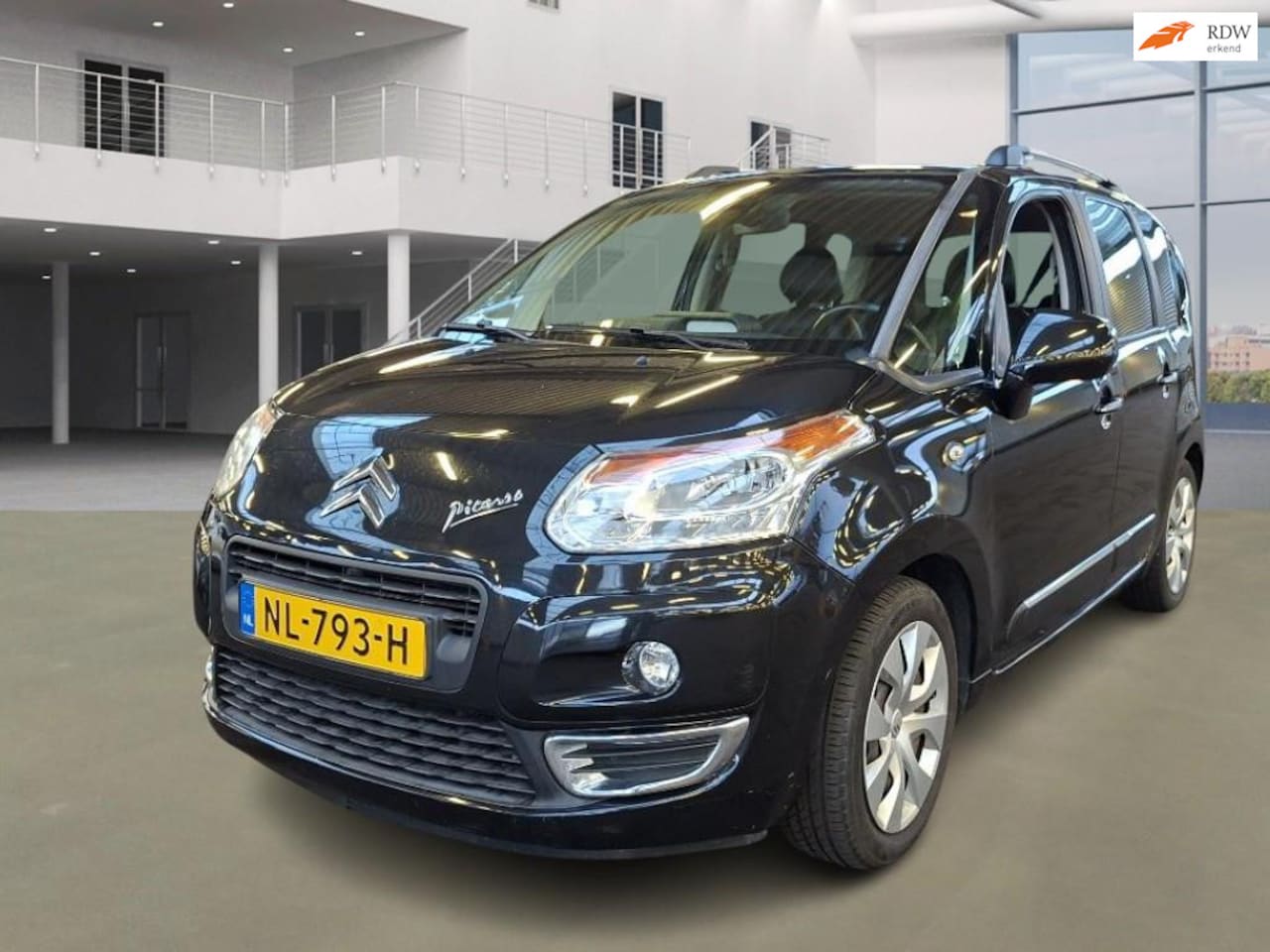 Citroën C3 Picasso - 1.4 VTi Aura|PANO|HALFLEDER|TREKHAAK|HOGEINSTAP|TOPSTAAT - AutoWereld.nl