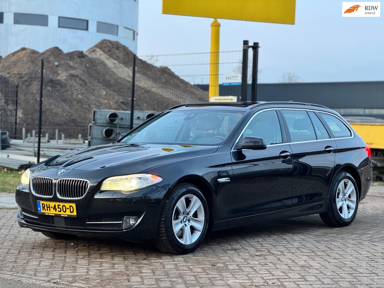 BMW 5-serie Touring - 530xd High Executive|HUD|ACC|SOFTCLOSE|MEMMORY|AUT|NAVI|XENON|PANO| - AutoWereld.nl