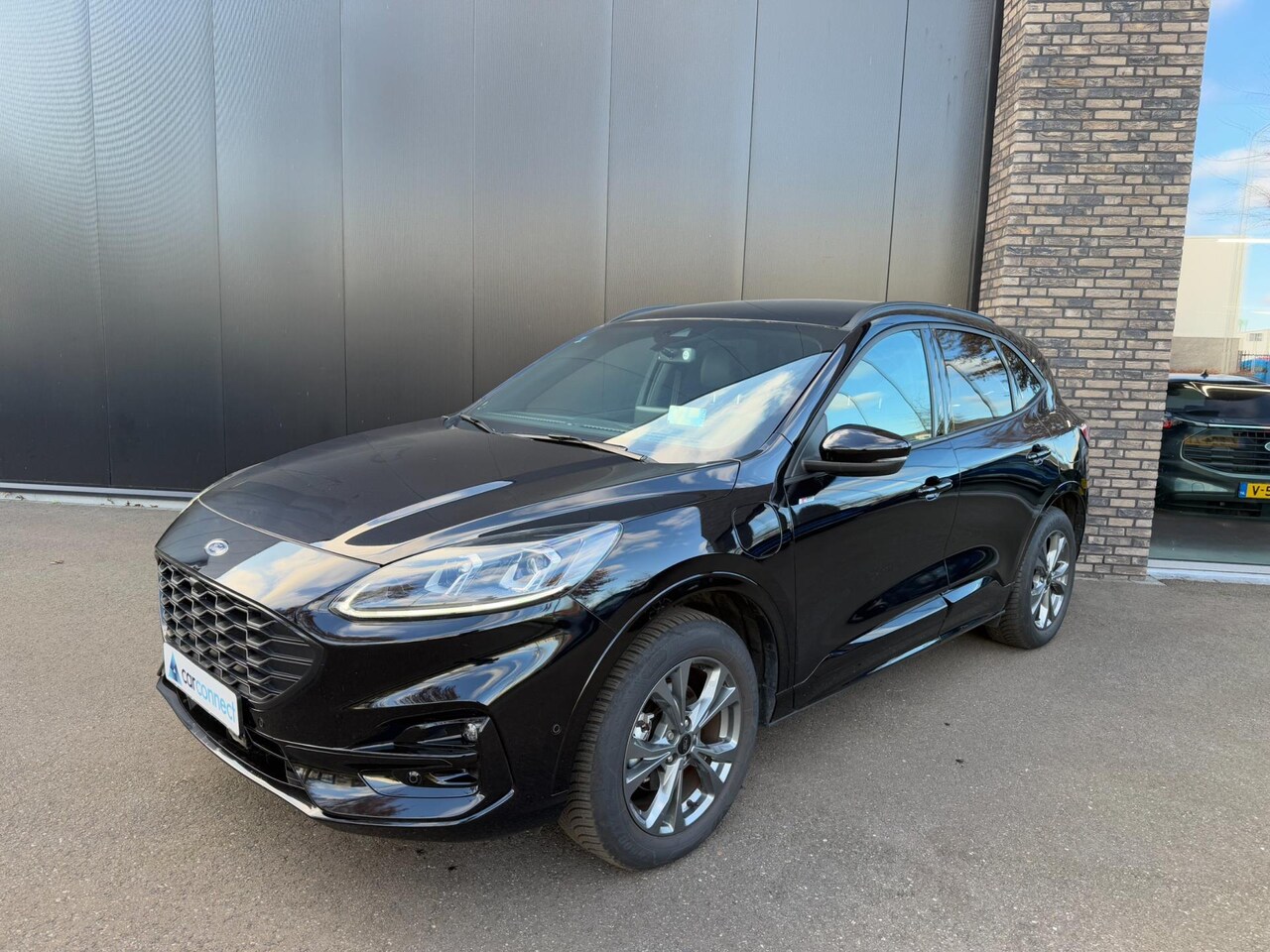 Ford Kuga - 2.5 225pk PHEV ST-Line X Navi, Winter pack, HUD, B&O, BLIS, Adop cruise etc. etc. - AutoWereld.nl