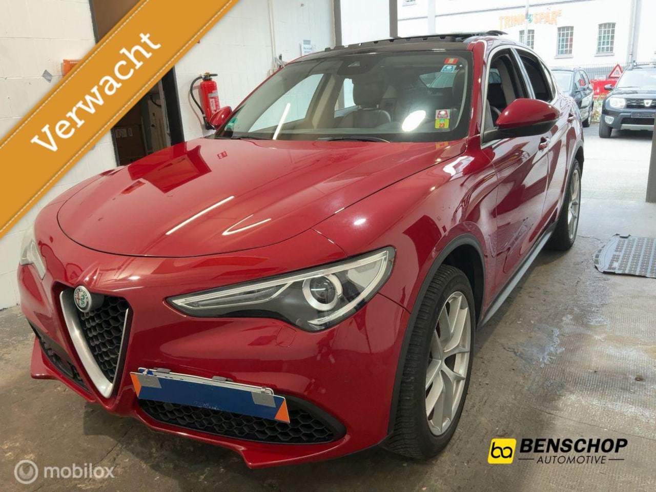 Alfa Romeo Stelvio - 2.0 T AWD First Edition Competition Red Panodak Leer Navi Memory 20 inch - AutoWereld.nl
