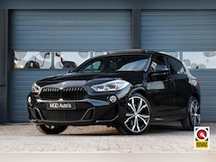 BMW X2 - sDrive20i M-Sport M-Pakket /LED/PANODAK/HUD/MEMORY/KEYLESS/CAMERA/CARPLAY/STOELVERW