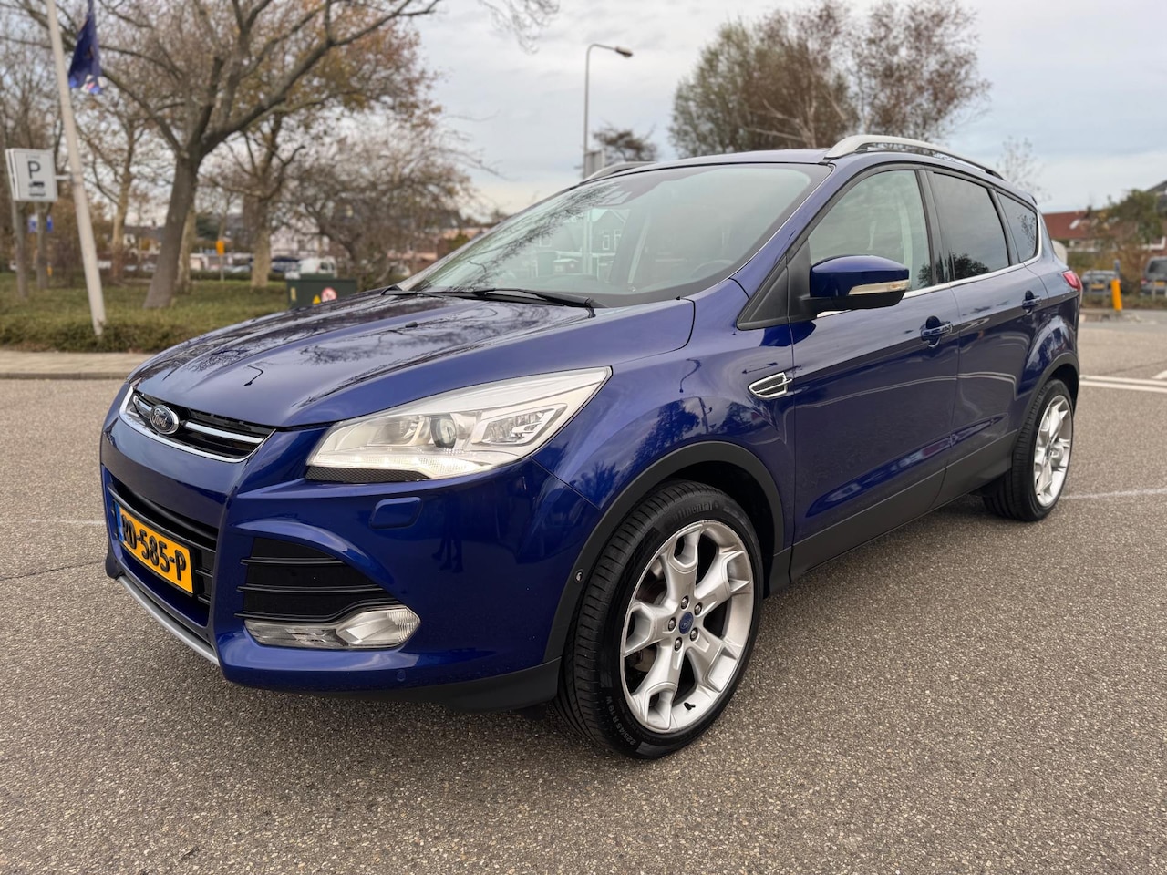 Ford Kuga - 1.6 Titanium Plus / distributir.verv / dealer.onder / airco / cruise.cont / pdc / elek.pak - AutoWereld.nl