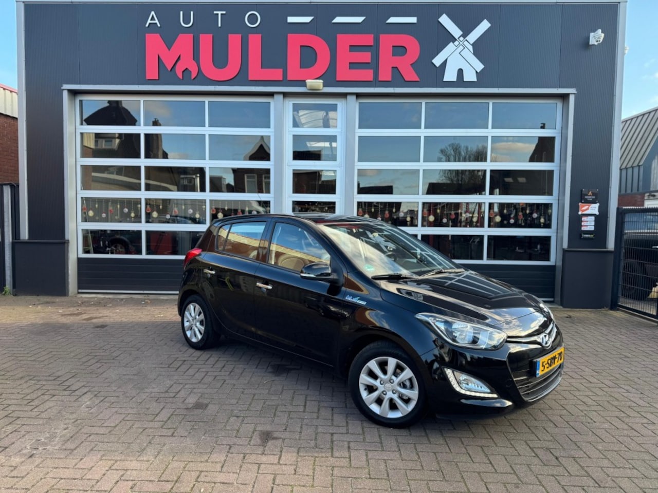 Hyundai i20 - 1.4 I-CATCHER / CRUISECONTROL / NAP! / NAVI / LEER / ELEK. SPIEGELS / LED / RIJKLAAR! - AutoWereld.nl