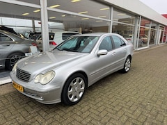 Mercedes-Benz C-klasse - 240 Elegance 4-Matic | Automaat | Trekhaak | Elektrische ramen | Airco | APK tot 28-08-202