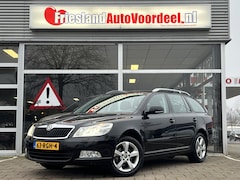 Skoda Octavia Combi - 1.2 TSI Elegance Business Line / Xenon / Navi / PDC / Trekhaak / 2011