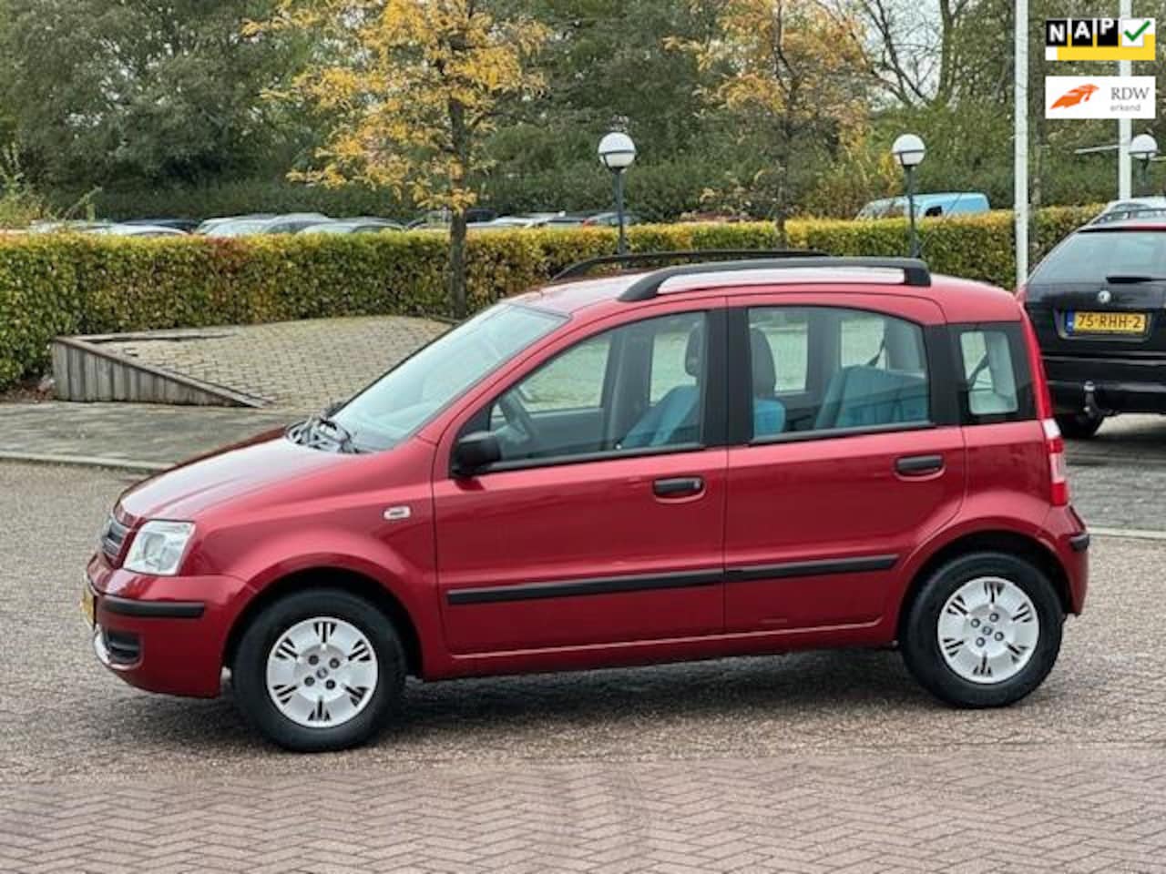 Fiat Panda - 1.2 Dynamic 1.2 Dynamic,bj.2004,kleur:rood, 5 deurs,airco,APK 01/2026 en NAP met 197239 km.stuurbekrac - AutoWereld.nl