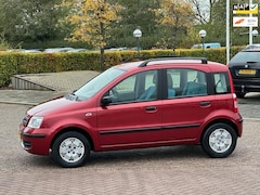 Fiat Panda - 1.2 Dynamic, bj.2004, kleur:rood, 5 deurs, airco, APK 01/2026 en NAP met 197239 km.stuurbe