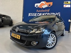 Volkswagen Golf Variant - 1.4 TSI Highline Automaat / bj.2010/ navigatie/trekhaak/climate/sportvelgen/NAP 208970 km.