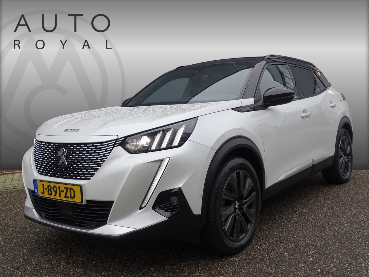 Peugeot e-2008 - EV GT 50 kWh SOH 91% | NAVIGATIE | STOELVERWARMING | PARKEERSENSOREN | AIRCO/ECC | CRUISE - AutoWereld.nl