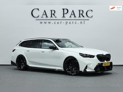 BMW 5-serie Touring - M5 840+PK BTW/M-PERFORMANCE CARBON/AKRAPOVIC/22" VOSSEN/BOWERS & WILKINS/PANO/HUD/ACC/ECC/