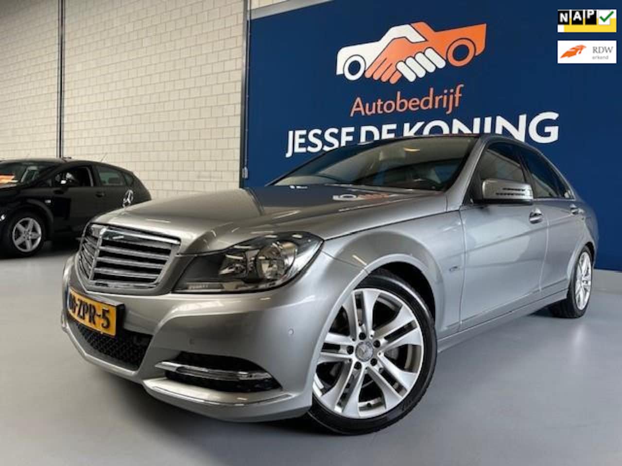 Mercedes-Benz C-klasse - 180 Business Class 125! Avantgarde/bj.2011/climate/navigatie/half leder/sportvelgen/APK 04 - AutoWereld.nl
