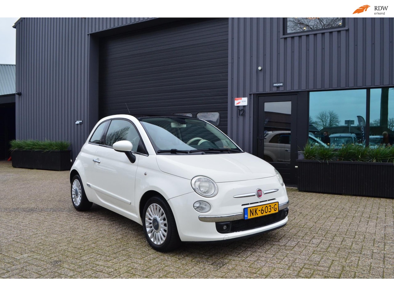 Fiat 500 - 1.2 Lounge | Automaat | Airco | Panorama dak - AutoWereld.nl