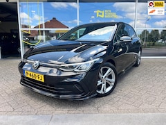 Volkswagen Golf - 1.5 eTSI Style