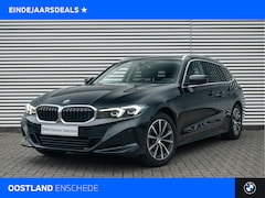 BMW 3-serie Touring - 320i Automaat / Trekhaak / Sportstoelen / Live Cockpit Plus / Widescreen Display / Stoelve