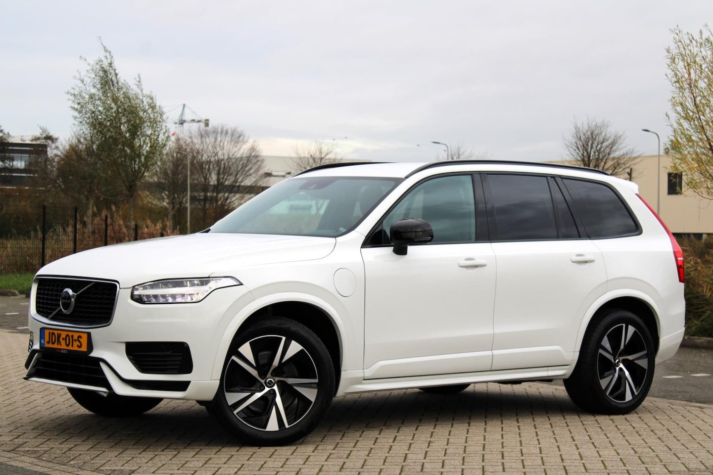 Volvo XC90 - 2.0 T8 Recharge AWD R-Design l Camera l Navi l 7P - AutoWereld.nl