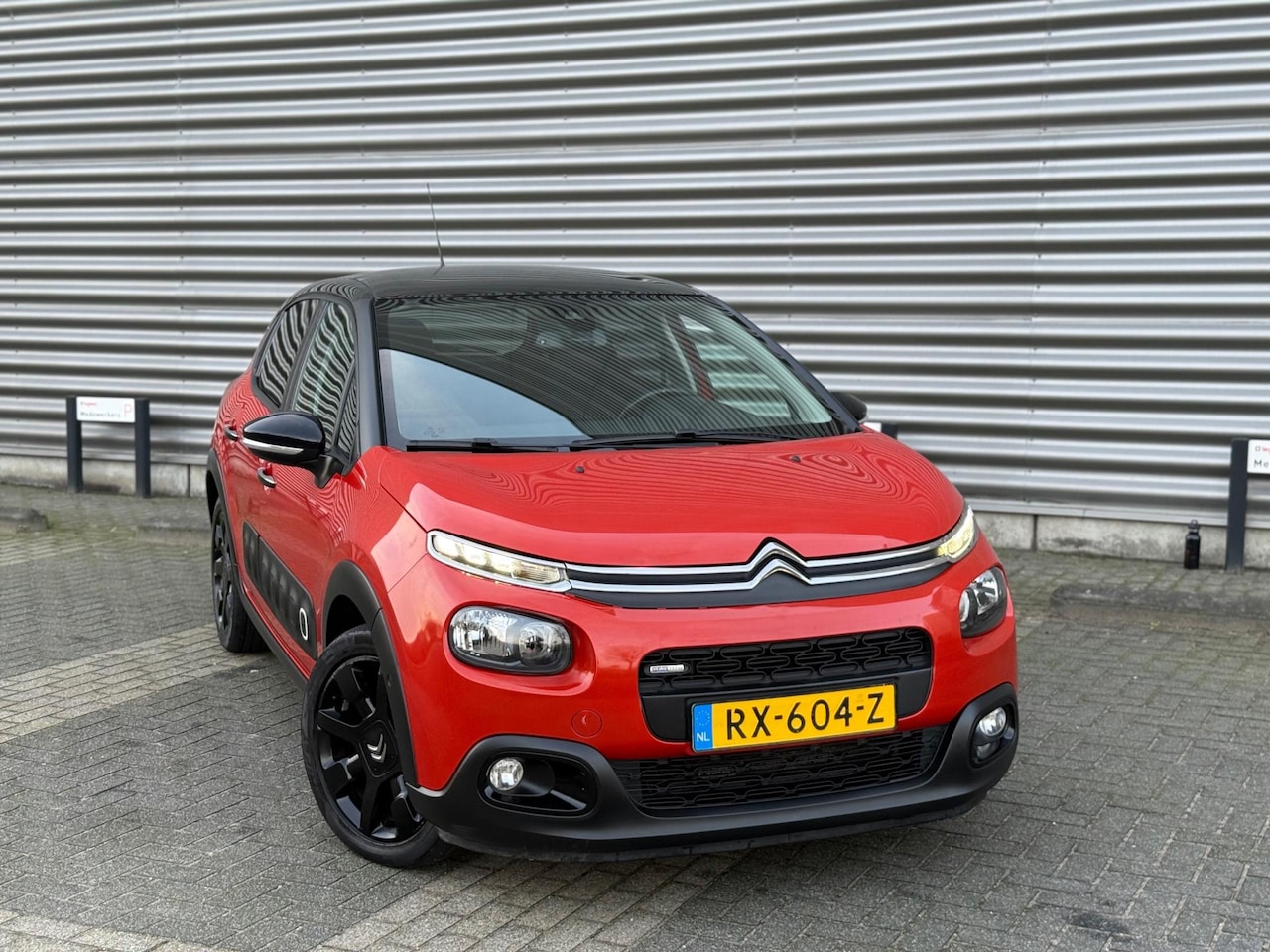 Citroën C3 - 1.2 PureTech S&S Shine (bj 2018) PANO|AUTOMAAT|CAM|BTW - AutoWereld.nl