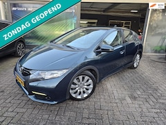 Honda Civic - 1.8 Sport | NIEUWE APK | 12MND GARANTIE | CRUISE | CAMERA | ELEC PAKKET | LMV |