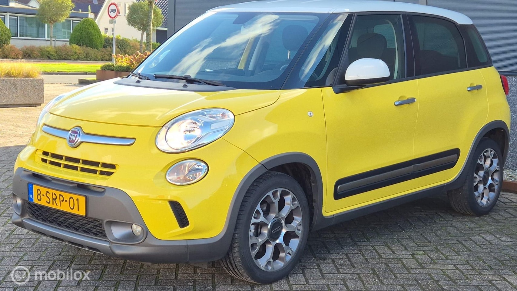 Fiat 500 L - 0.9 TwinAir Trekking APK 17-10-2026 NAVI - AutoWereld.nl