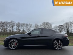 Alfa Romeo Giulia - 2.0T Q4 my24 Competizione, Alle opties