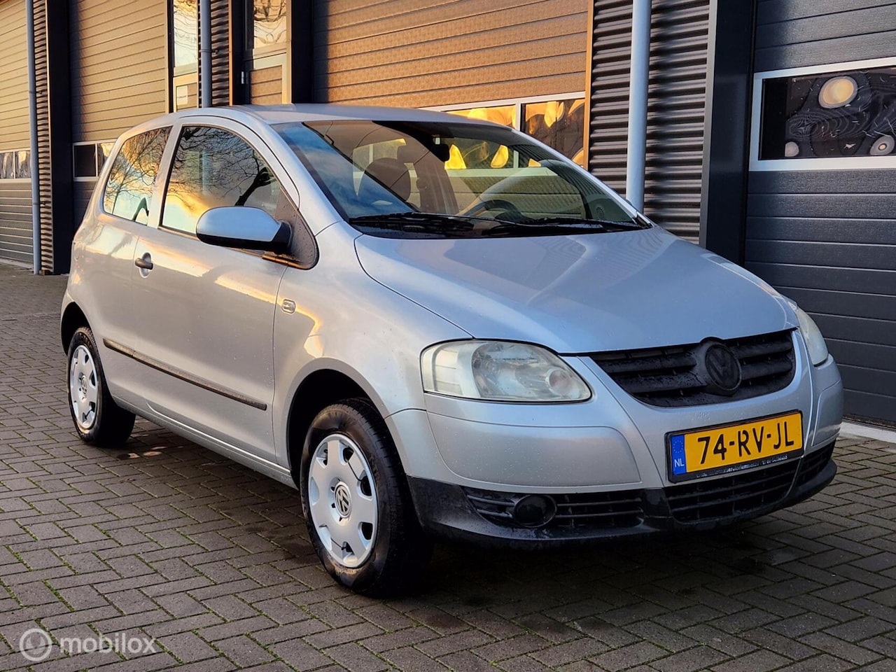 Volkswagen Fox - 1.2 Trendline | NAP | ZUINIG | NIEUWE APK - AutoWereld.nl