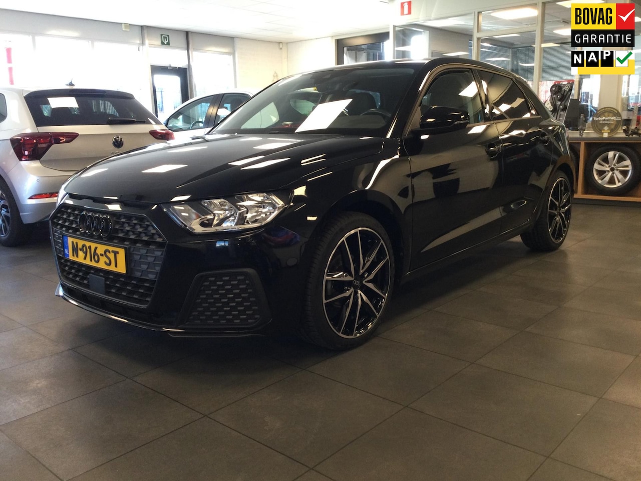 Audi A1 Sportback - 25 TFSI Pro Line 18 inch PDC - AutoWereld.nl