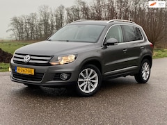Volkswagen Tiguan - 1.4 TSI Highline 5DRS NAVI CAMERA AIRCO NAP GOED ONDERHOUDEN