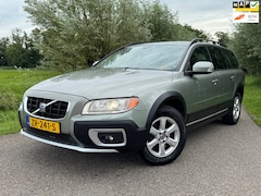 Volvo XC70 - 3.2 Kinetic / YOUNGTIMER / Automaat / Leder / Cruise Control / Airco / Stoelverwarming / T