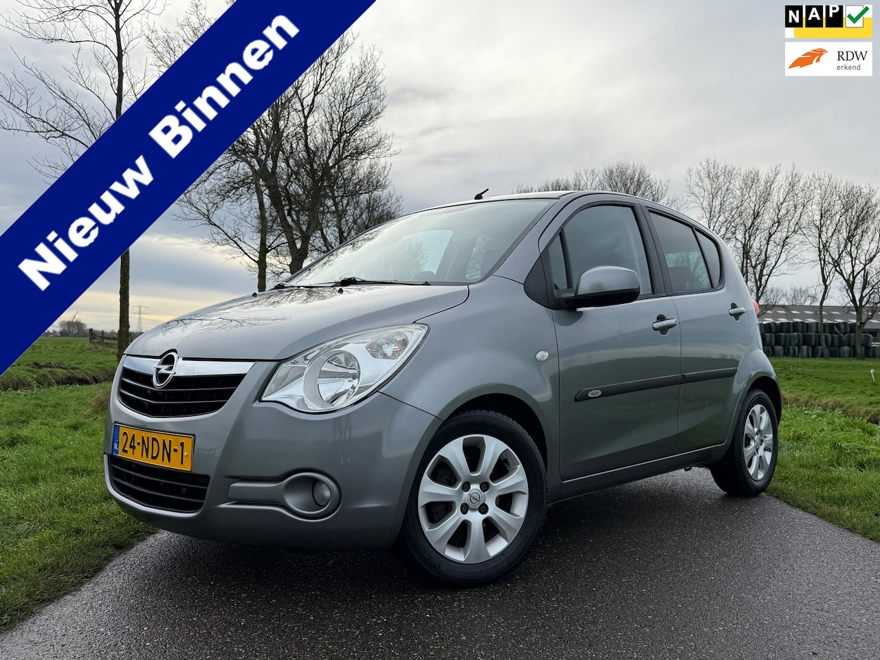Opel Agila - 1.2 86 PK Edition | 1e Eigenaar | Airco | 15" Velgen | Style-pakket | Elektrisch pakket | - AutoWereld.nl