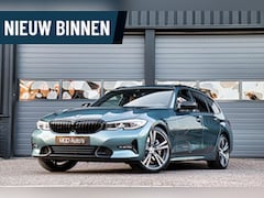 BMW 3-serie Touring - 330i Sport Line /LASER-LED/PANODAK/HUD/MEMORY/STOEL+STUURVERW./KEYLESS/TREKHAAK