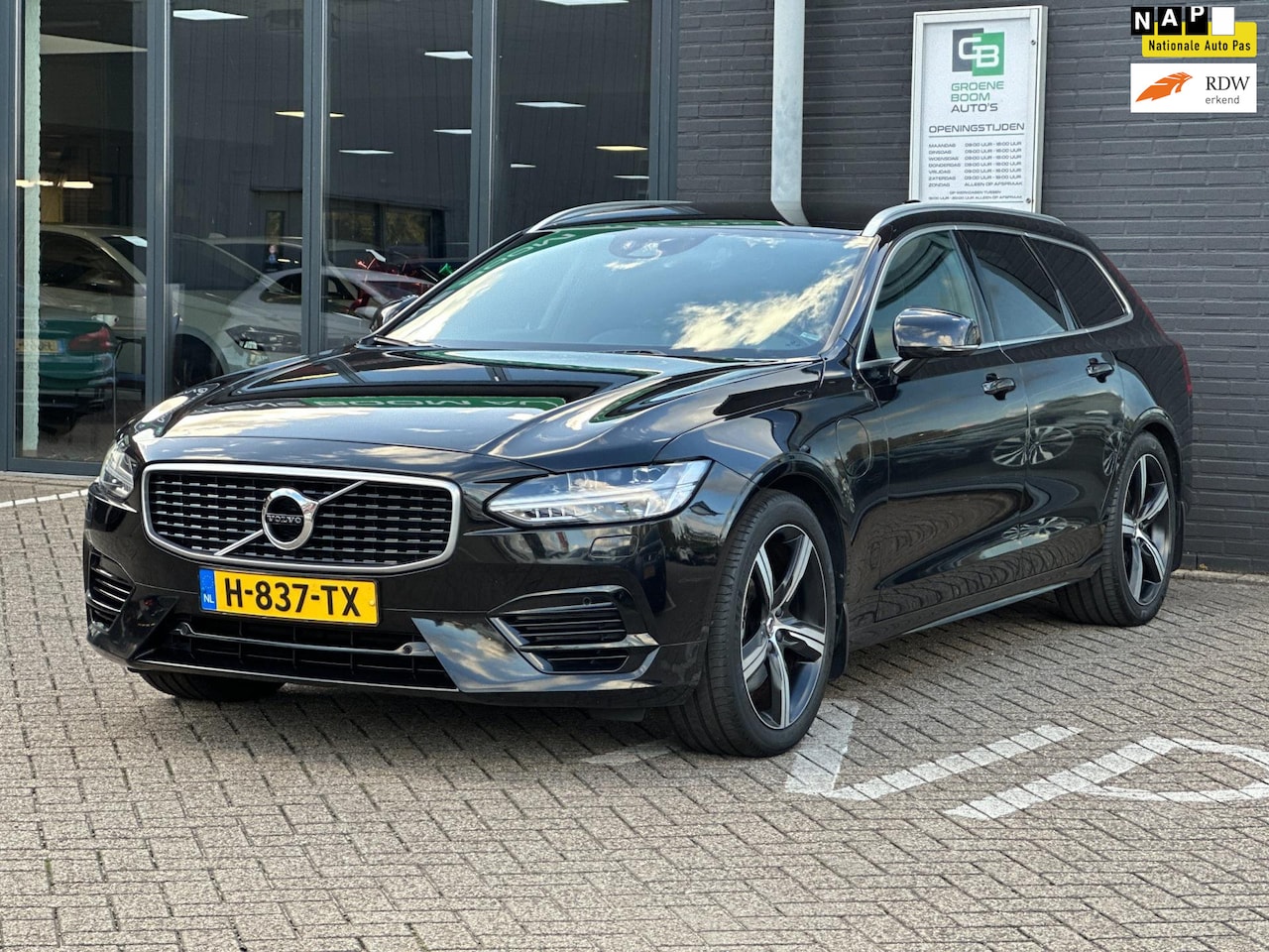 Volvo V90 - 2.0 T8 AWD Inscription/1STE EIG/NAVI/CAMERA/NETTE STAAT!! - AutoWereld.nl