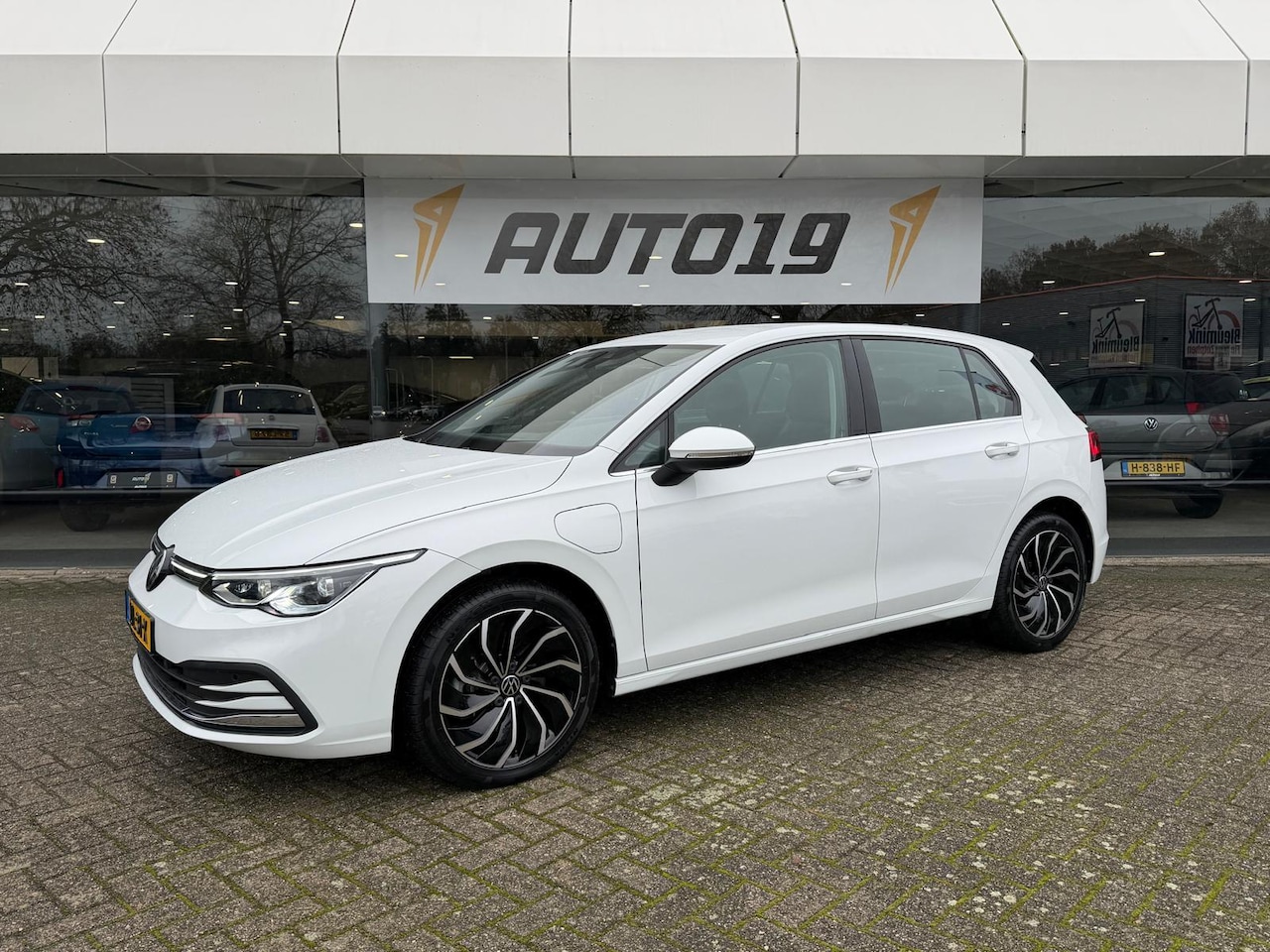 Volkswagen Golf - 1.4 eHybrid PHEV 204pk Style IQ-Light - AutoWereld.nl