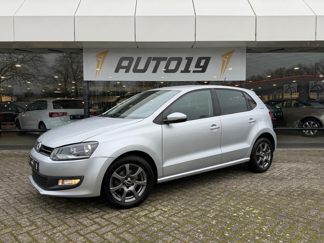 Volkswagen Polo - 1.4-16v 63kW MPi Team Automaat - AutoWereld.nl