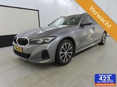 BMW 3-serie Touring - 320e PHEV|Led|Widescreen|Stoelverw|