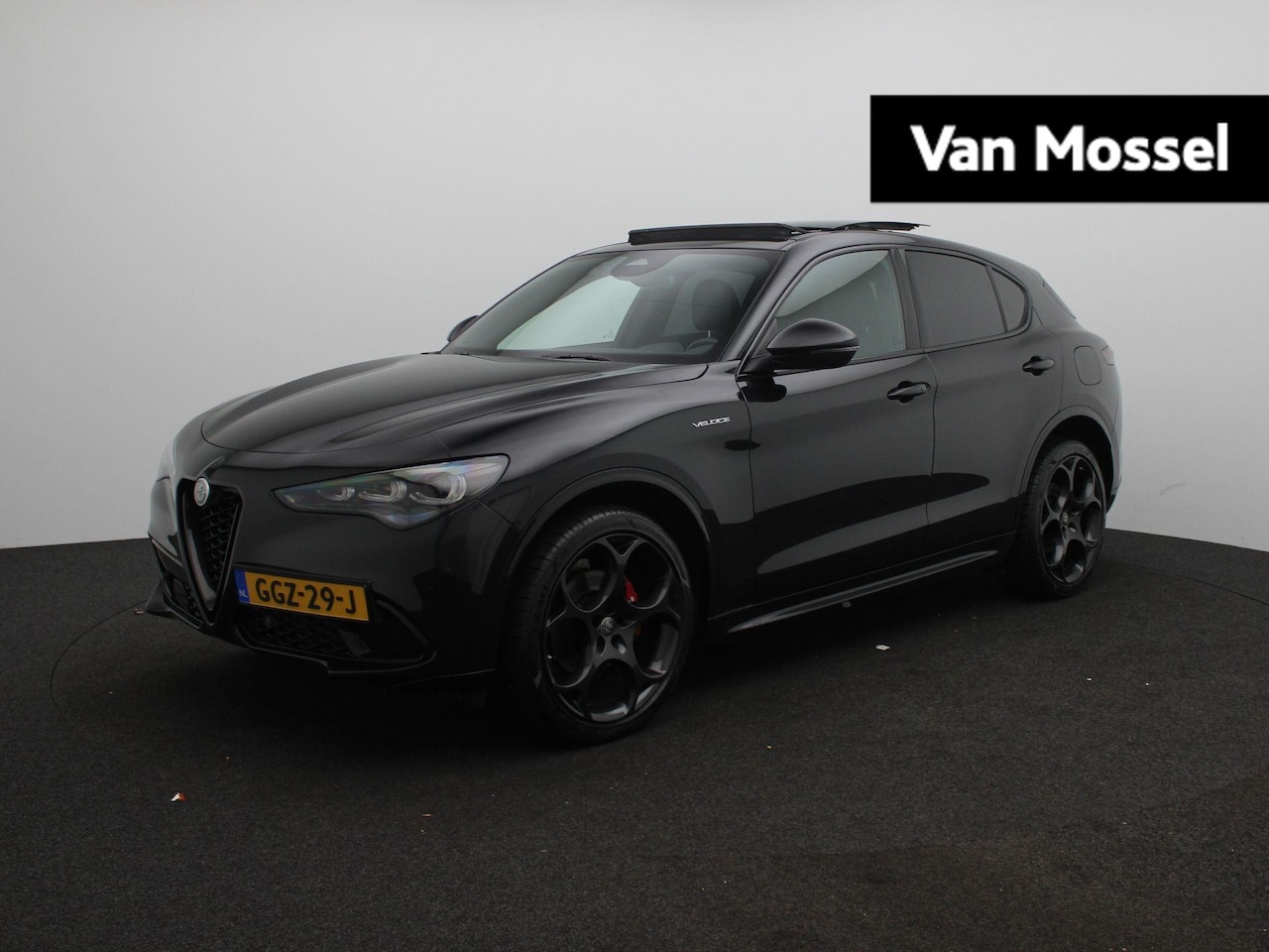 Alfa Romeo Stelvio - 2.0 T GME AWD Veloce | 21'' Velgen | Navi | Stoelverwarming | Leder | Panoramadak | LED | - AutoWereld.nl