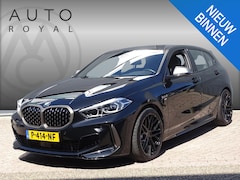 BMW 1-serie - M135i xDrive M Aerodynamica 306 Pk - KEYLESS ENTRY-GO| ADAPTIEF LED| NAVIGATIE| GROOTLICHT