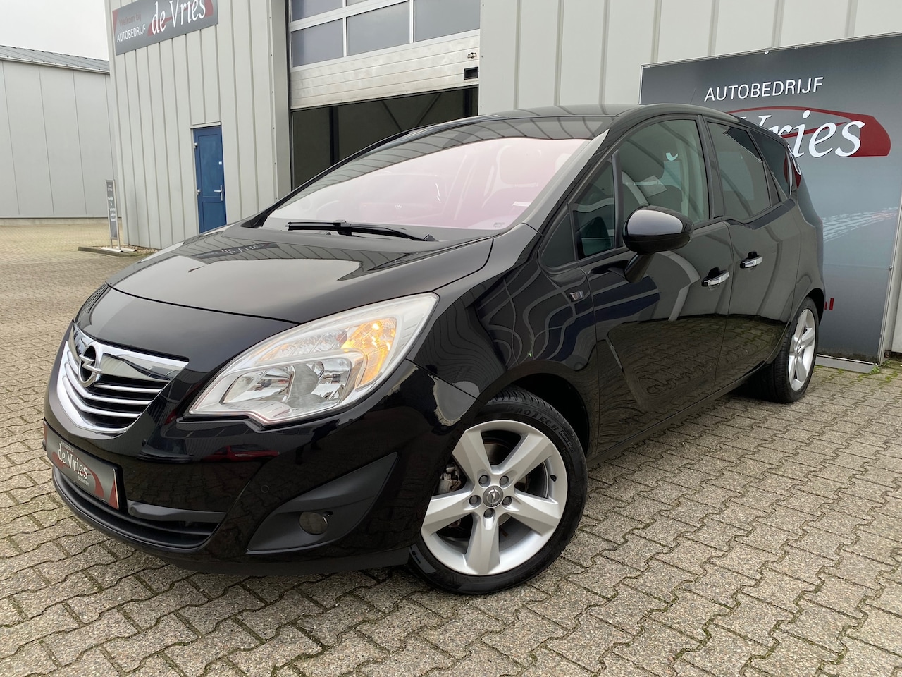 Opel Meriva - 1.4 Turbo Cosmo / Airco / Cruise / Trekhaak / PDC - AutoWereld.nl