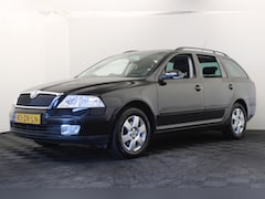 Skoda Octavia Combi - 1.6 Elegance