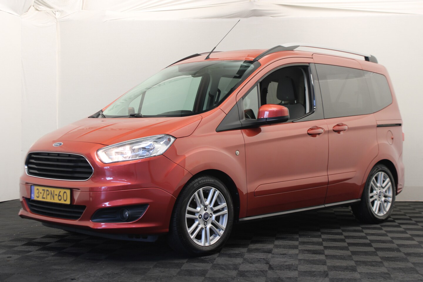 Ford Tourneo Courier - 1.0 Titanium 1.0 Titanium - AutoWereld.nl