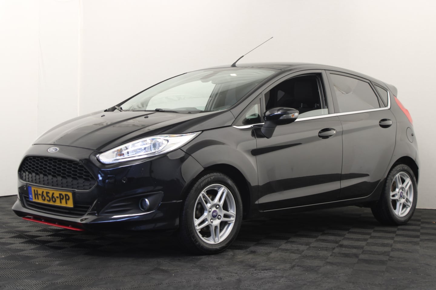 Ford Fiesta - 1.6 Ti-VCT Titanium 1.6 Ti-VCT Titanium - AutoWereld.nl