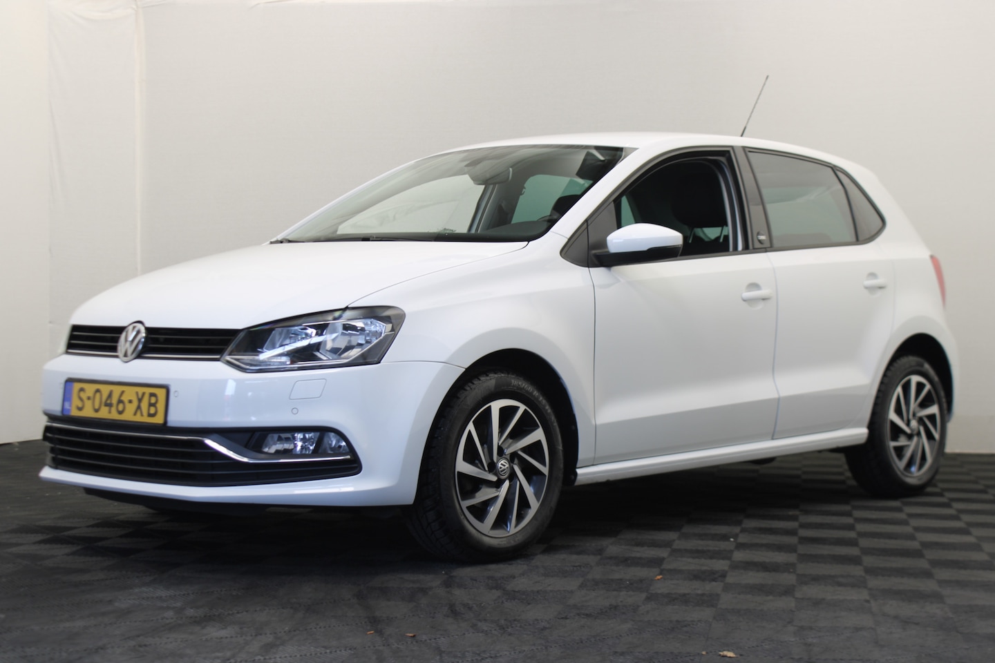 Volkswagen Polo - 1.0 Easyline |Stoelverwarming| - AutoWereld.nl