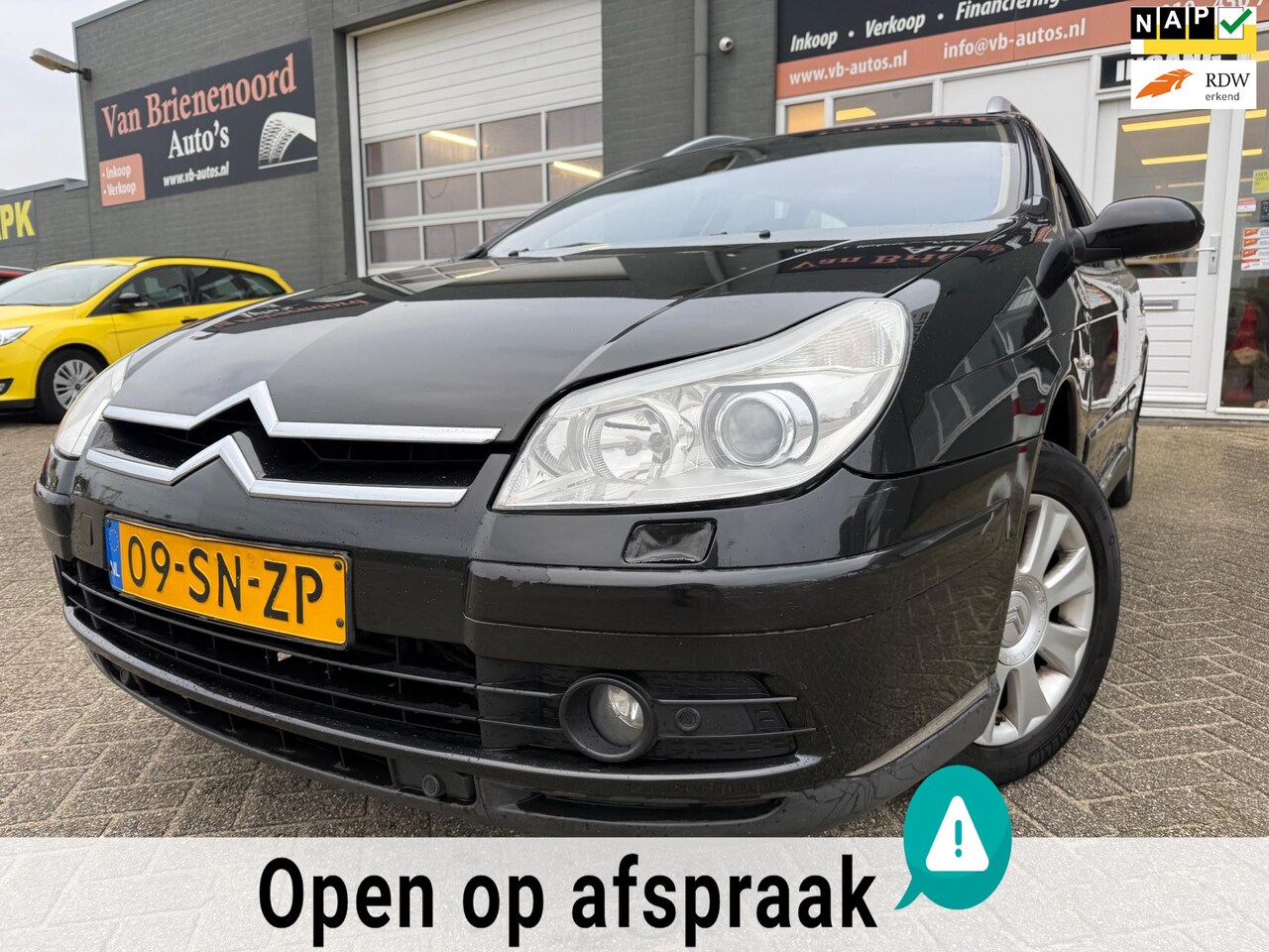 Citroën C5 Break - 2.0-16V Exclusive met trekhaak en parkeersensoren en airco en cruise controle - AutoWereld.nl
